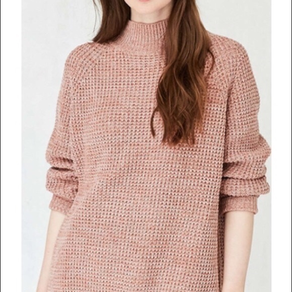 BDG Waffle-knit Turtle Neck Sweater - Picture 2 of 6